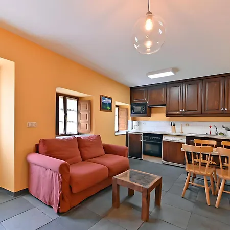 Narcea 1 Apartment *