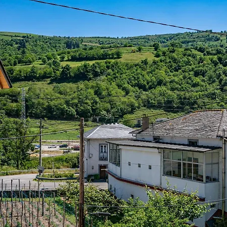 Puente Del Narcea 1 Apartmán *